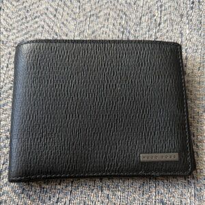 Hugo Boss Men’s Bifold Saffiano Leather Wallet